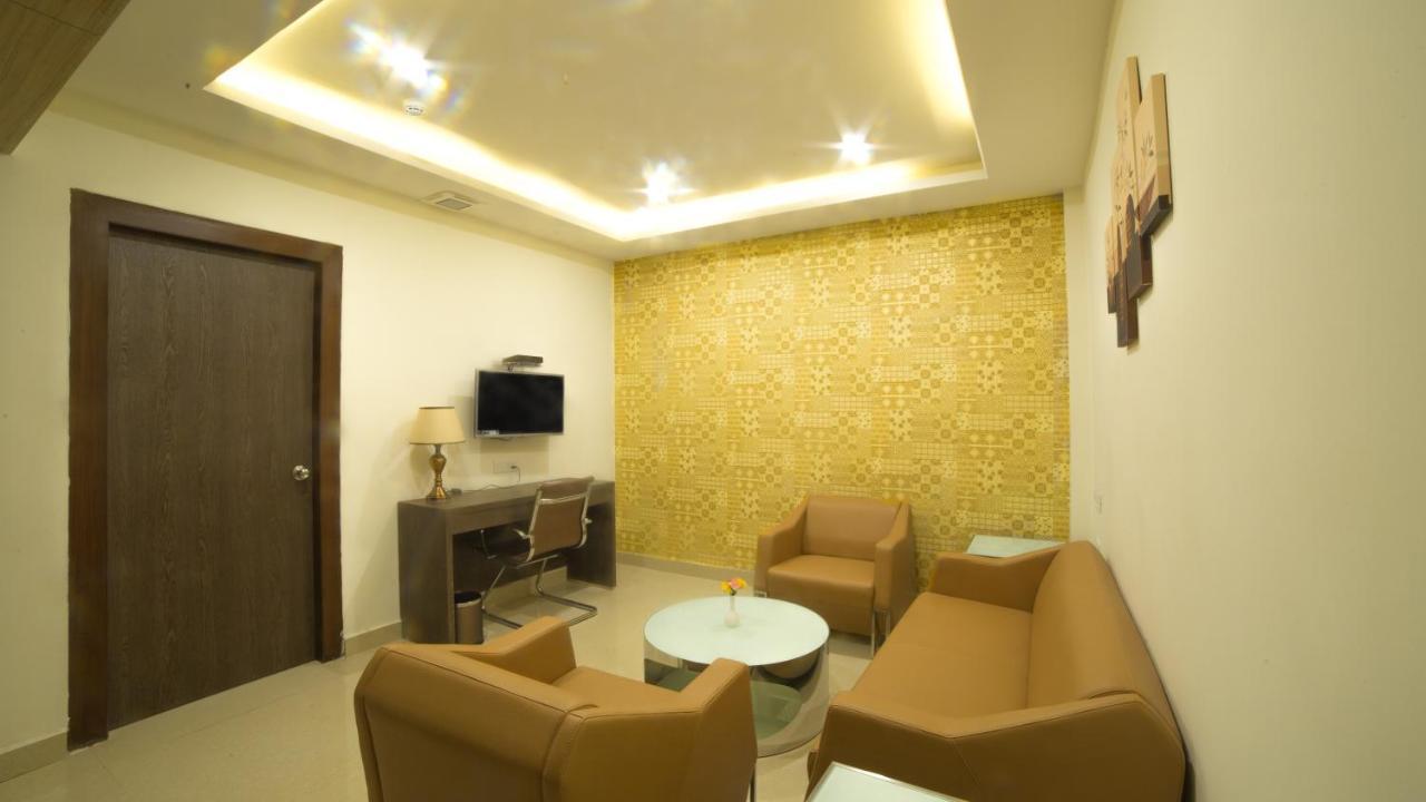 Hotel Indraprasttha Vijayawāda Εξωτερικό φωτογραφία