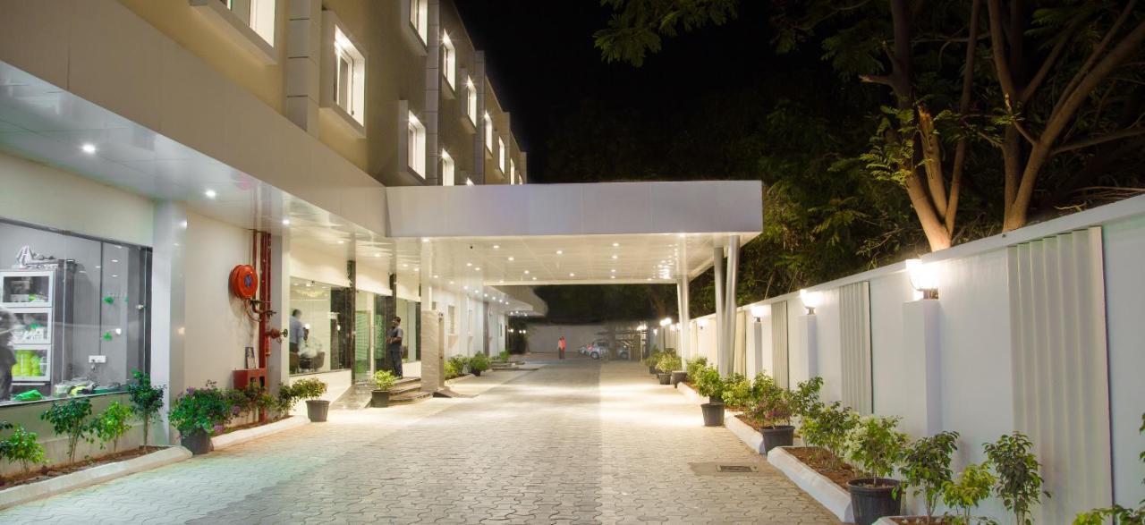 Hotel Indraprasttha Vijayawāda Εξωτερικό φωτογραφία